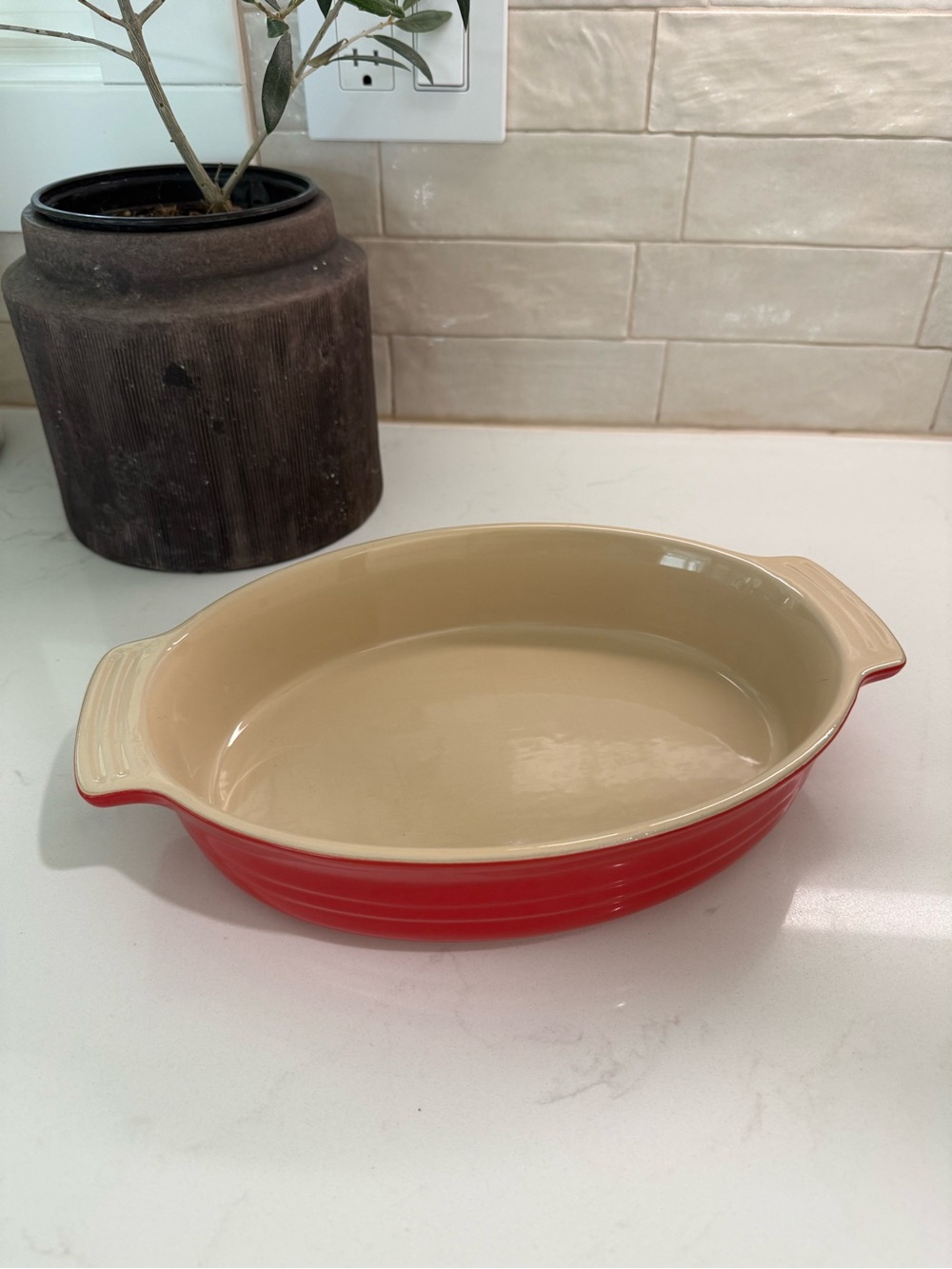 Le Creuset Stoneware Oval Au Gratin Dish Red